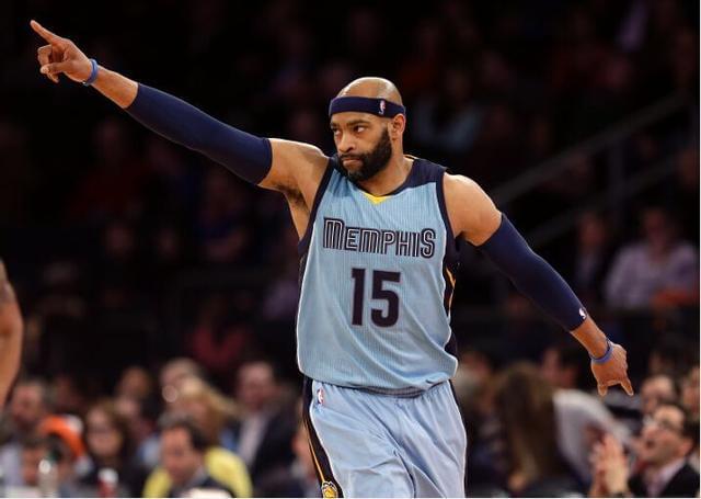 以其高超的 以其高超的