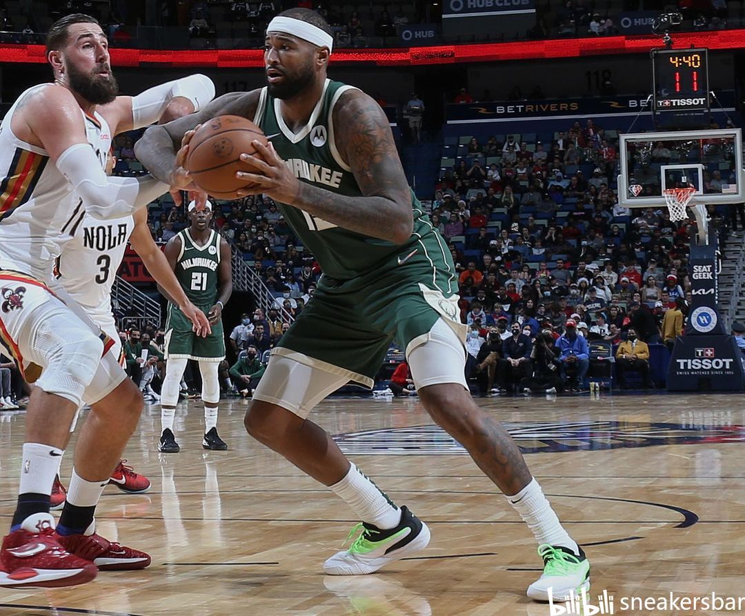 球的争夺中 球的争夺中